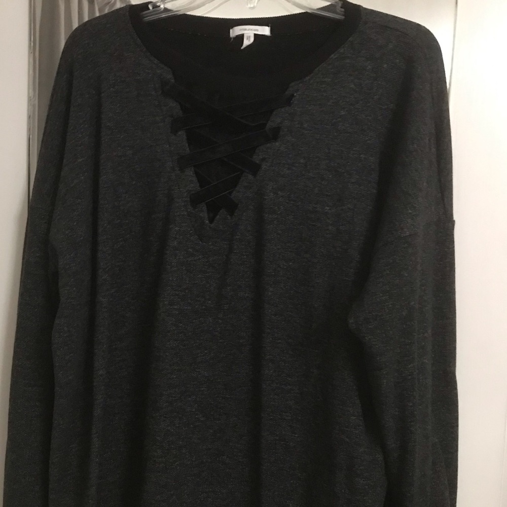 Black Pullover